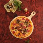 El yapımı ahşap saplı pizza sunum tahtası 31 cm