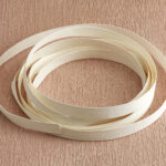 Beyaz Renk Şerit Örgü Malzemesi 3 Kg