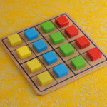 El yapımı eğitici renkli ahşap sudoku zeka oyunu