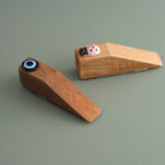 El yapımı dekoratif ahşap kapı stoperi takozu