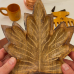 El Yapımı Doğal Ahşap Yaprak Desenli Çubuk Tütsülük